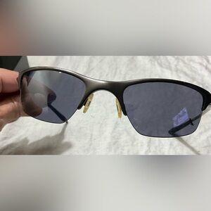 Oakley Half Wire